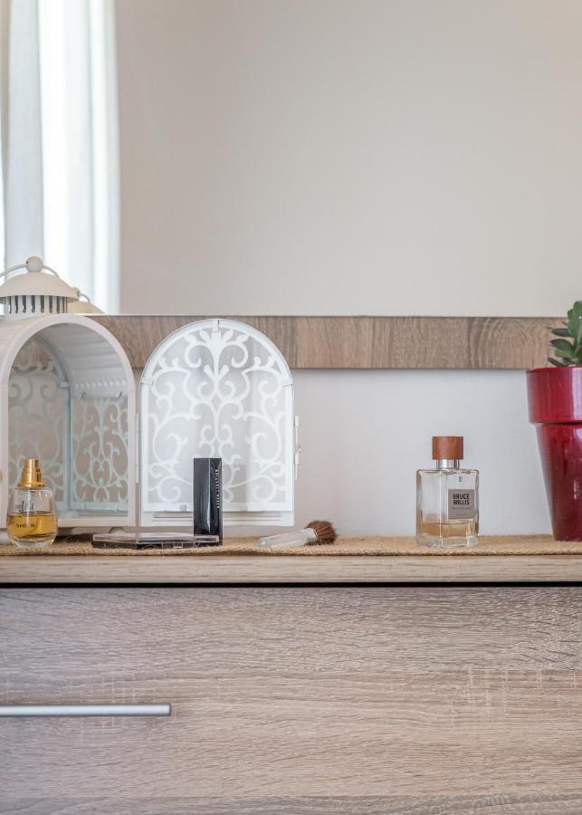 Villa Ellania Milos 아다마스 외부 사진