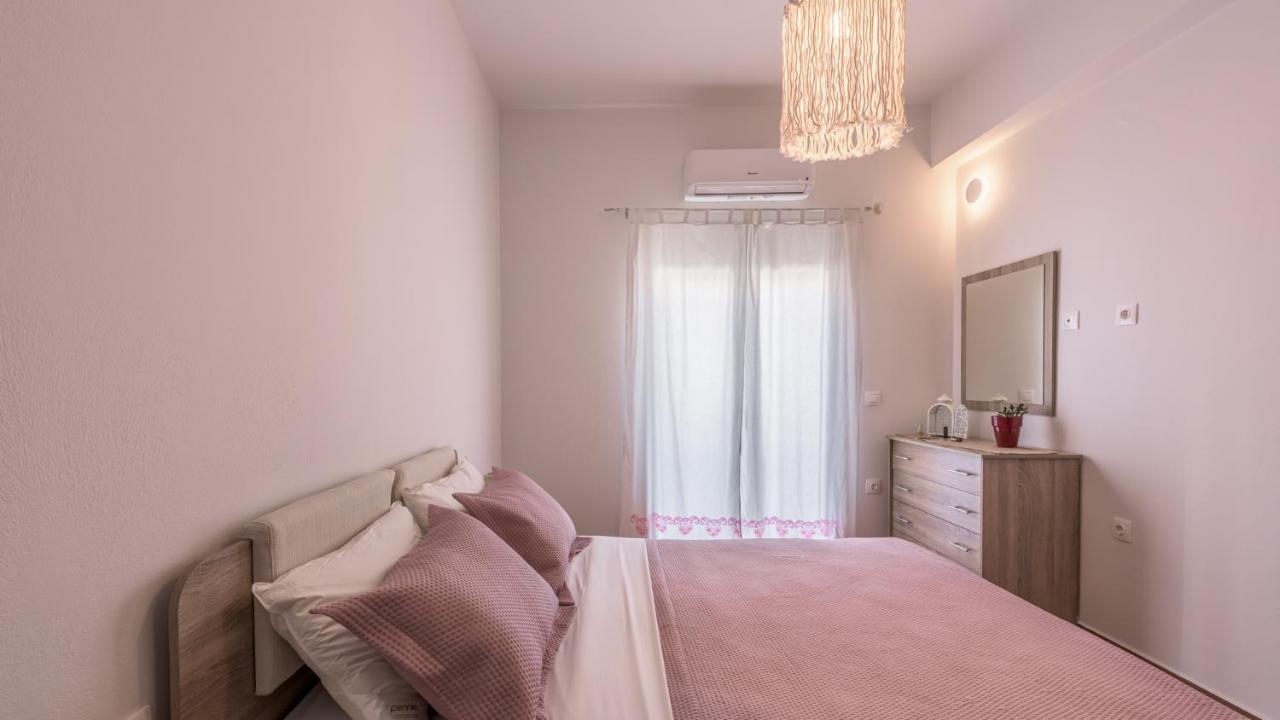 Villa Ellania Milos 아다마스 외부 사진