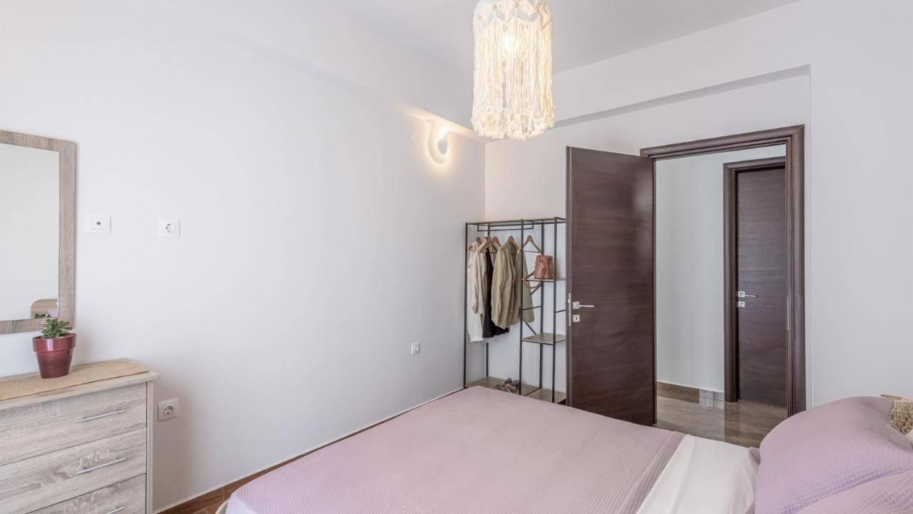 Villa Ellania Milos 아다마스 외부 사진